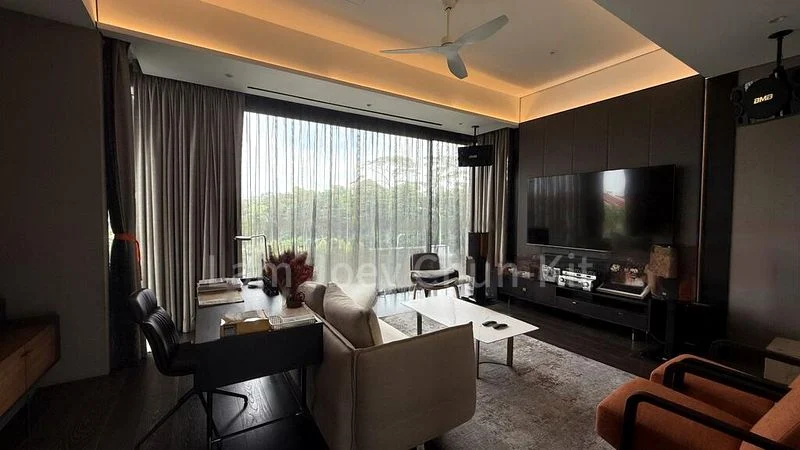 6 Bed Bungalow (Landed) for Sale in  Mariam Close - Image 4