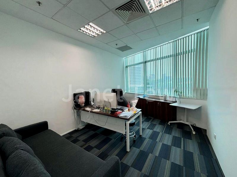 Office for Rent: King's Centre - Image 16