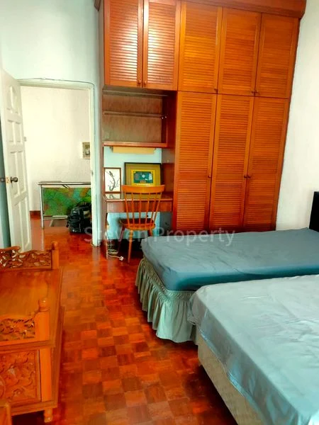 Common Room (Landed) for Rent in  Fulton Hill - Image 2