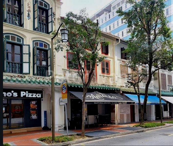 Shop / Shophouse for Rent: Stanley Street - Image 1