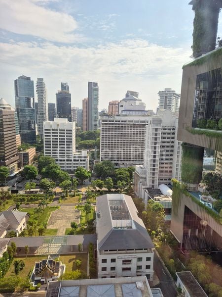 3+1 Bed Condo for Rent in  The Claymore - Image 4