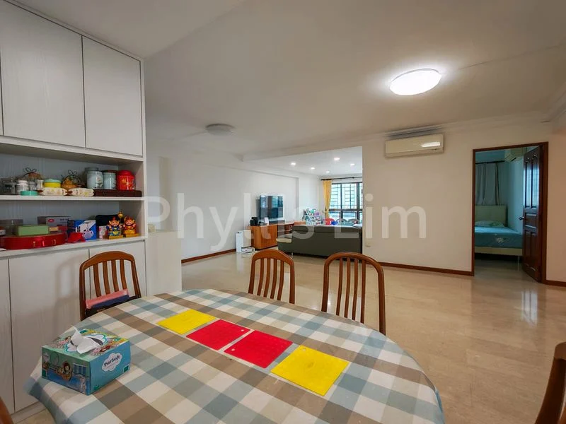 Executive HDB for Sale in  286B Toh Guan Road - Image 1