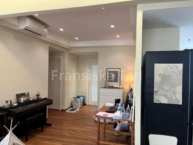 3 Bed Condo for Rent in  Tembeling Court - Image 2