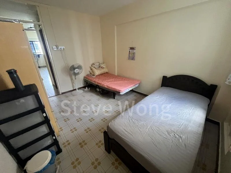 Master Room (HDB) for Rent in  558 Ang Mo Kio Avenue 10 - Image 1