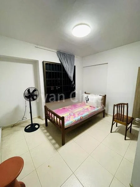 Common Room (HDB) for Rent in  455 Clementi Avenue 3 - Image 1