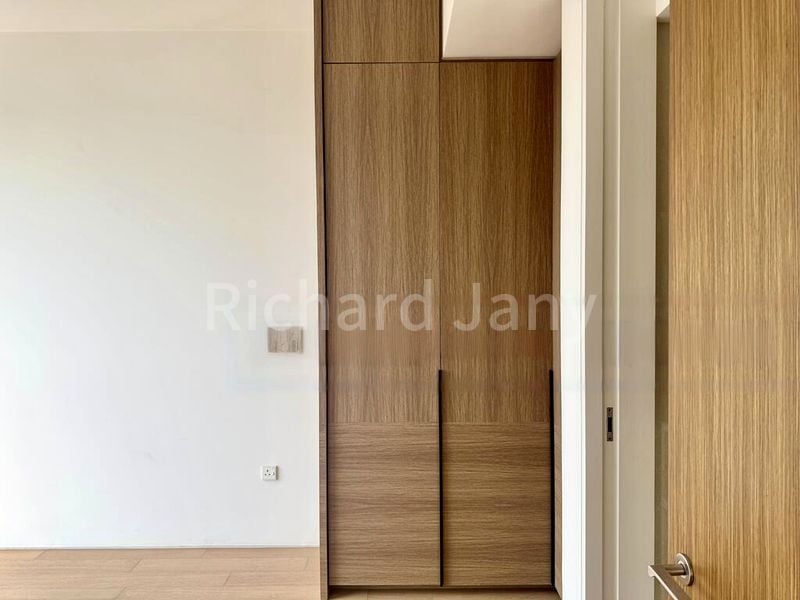 2 Bed Condo for Rent in  Echelon - Image 10