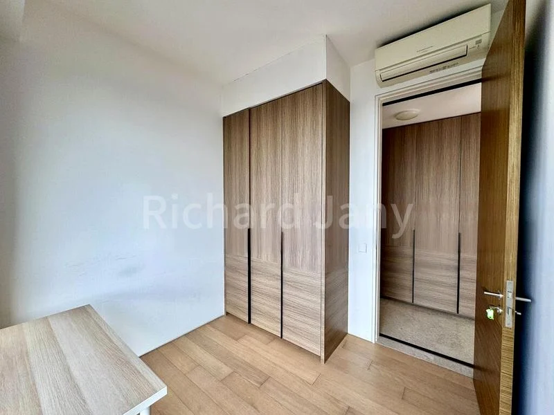 2 Bed Condo for Rent in  Echelon - Image 6