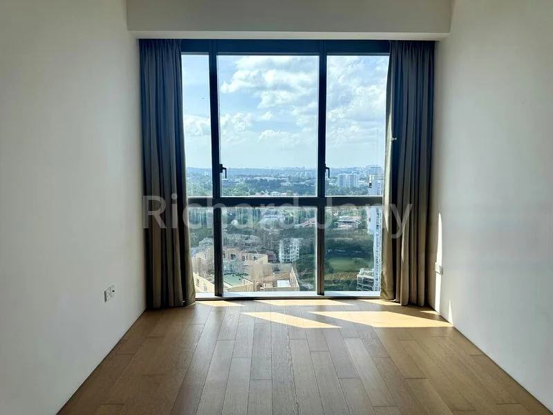 2 Bed Condo for Rent in  Echelon - Image 11