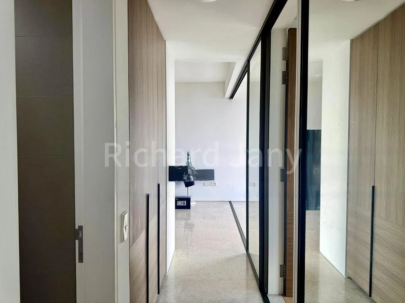 2 Bed Condo for Rent in  Echelon - Image 7