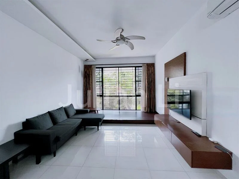 2 Bed Condo for Sale in  Warner Court - Image 1