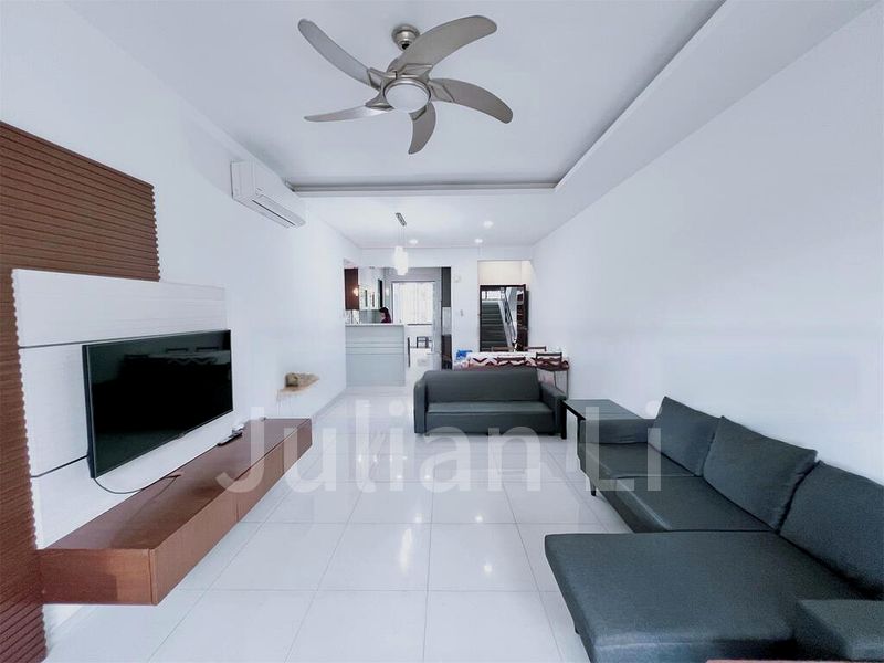 2 Bed Condo for Sale in  Warner Court - Image 2