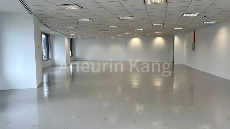 Office for Rent in  Centennial Tower - Image 5