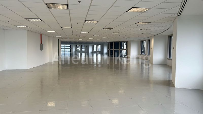 Office for Rent in  Centennial Tower - Image 6