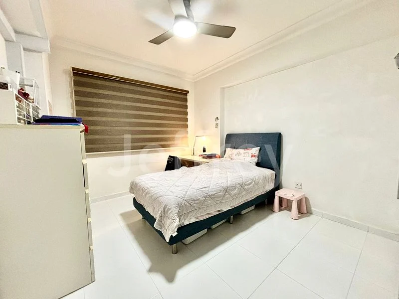 4 Room (4A) HDB for Sale in 688B Choa Chu Kang Drive - Image 3
