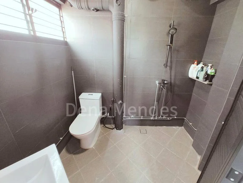 4 Room (4A) HDB for Sale in  514 Jurong West Street 52 - Image 1