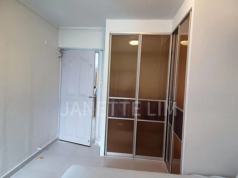 Common Room (HDB) for Rent in  214 Choa Chu Kang Central - Image 1