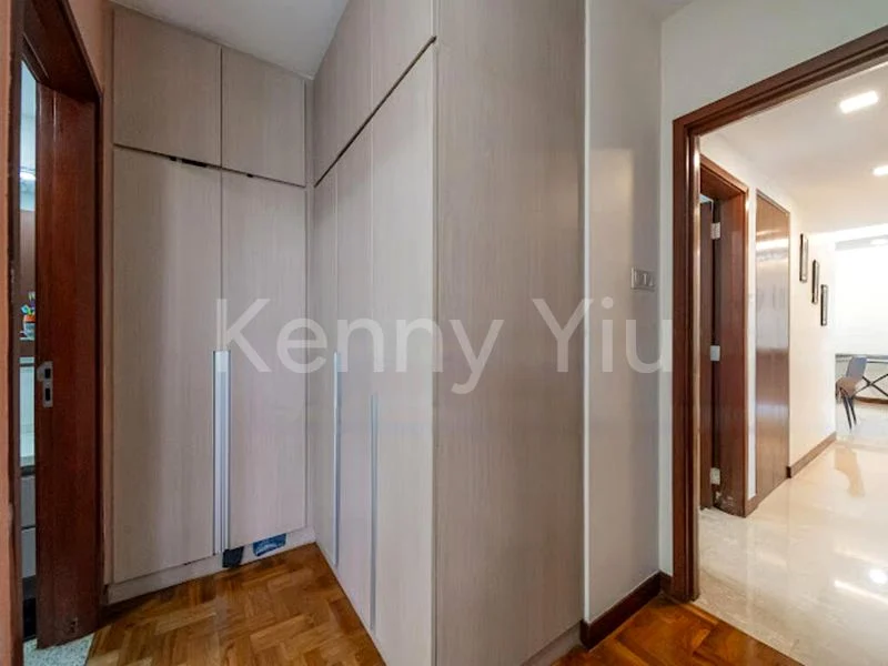 3 Bed Executive Condo for Sale in  La Casa - Image 8