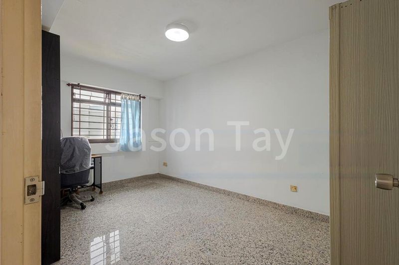 Executive HDB for Rent in  274B Jurong West Street 25 - Image 6