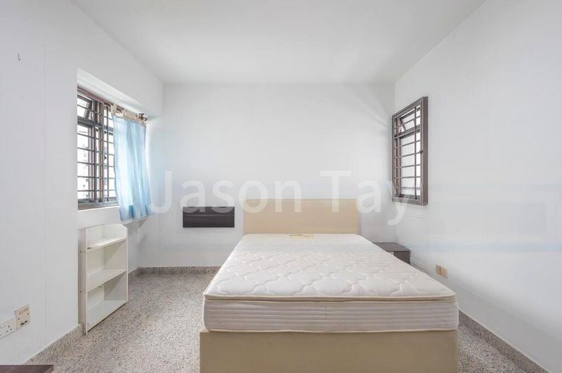 Executive HDB for Rent in  274B Jurong West Street 25 - Image 5