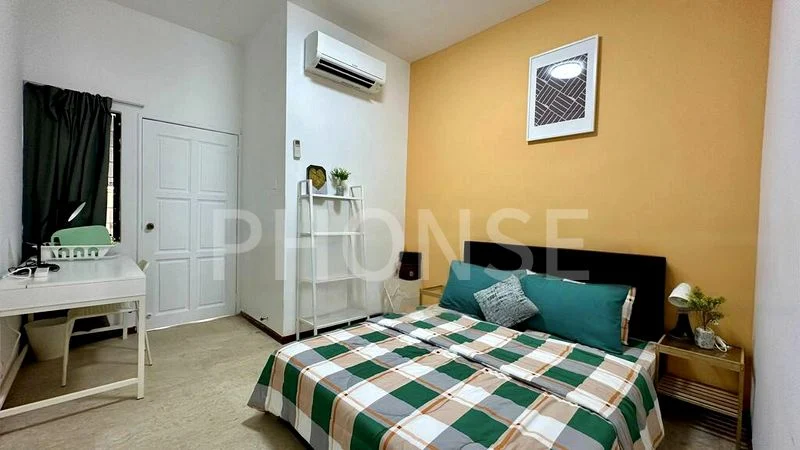 Room (Landed) for Rent in  Eunos Crescent View - Image 1
