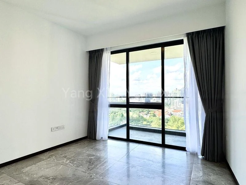2 Bed Condo for Sale in  One Pearl Bank - Image 1
