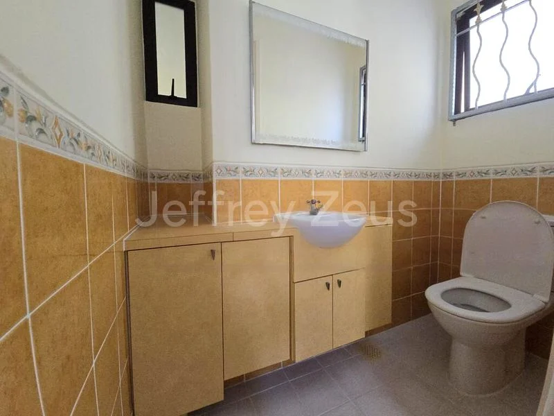 4+1 Bed Corner Terrace (Landed) for Sale in  The Springfield - Image 3