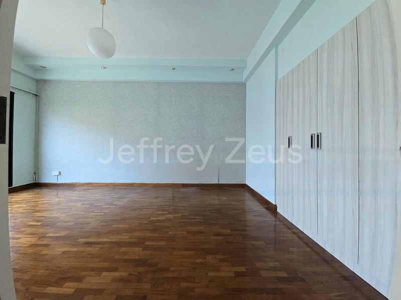 4+1 Bed Corner Terrace (Landed) for Sale in  The Springfield - Image 8