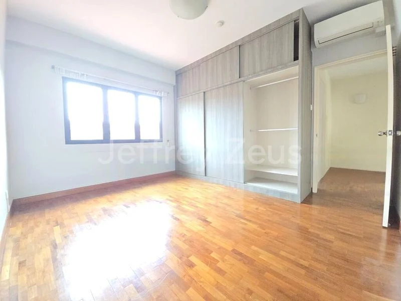 4+1 Bed Corner Terrace (Landed) for Sale in  The Springfield - Image 6