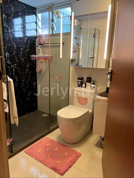 4 Room (4A) HDB for Sale in  127D Kim Tian Road - Image 6