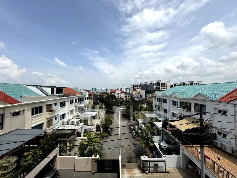 10 Bed Bungalow (Landed) for Sale in  Double Bay Residences - Image 1