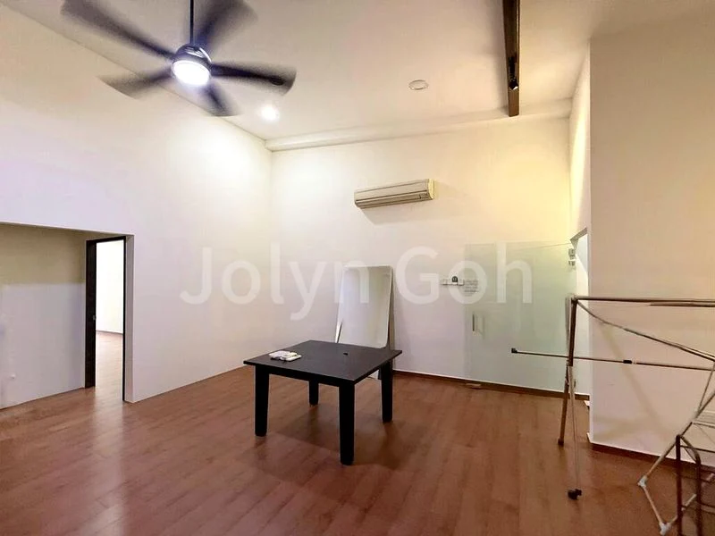 8 Bed Terraced House (Landed) for Rent in Sturdee Road - Image 4