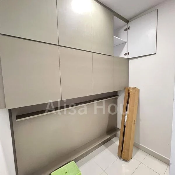 3 Bed Condo for Rent in  D'leedon - Image 11