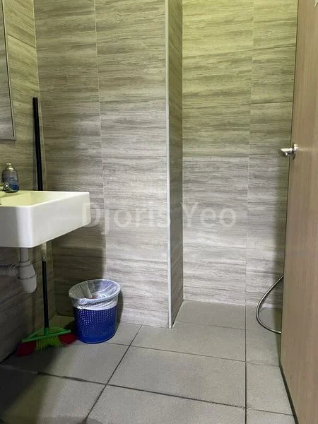 Light Industrial (B1) for Rent: Interlocal Centre - Image 4