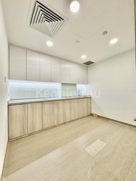 Medical Suite for Rent: Mount Elizabeth Hospital / Medical Center - Image 7