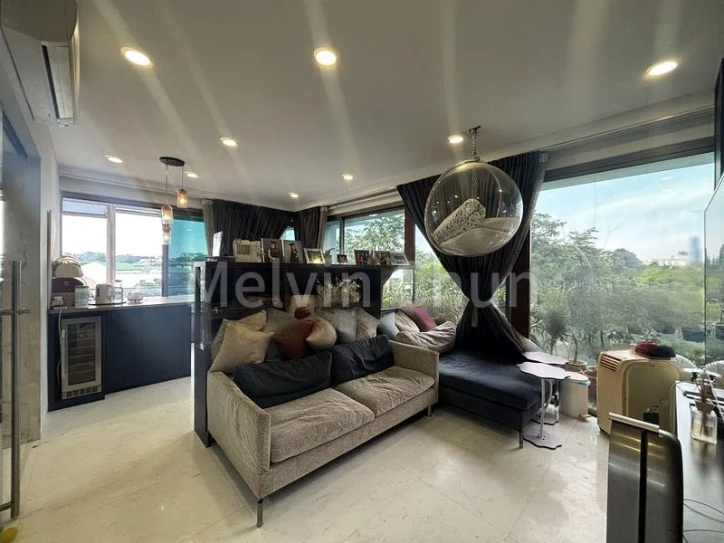 4 Bed Condo for Rent in  One Robin - Image 1