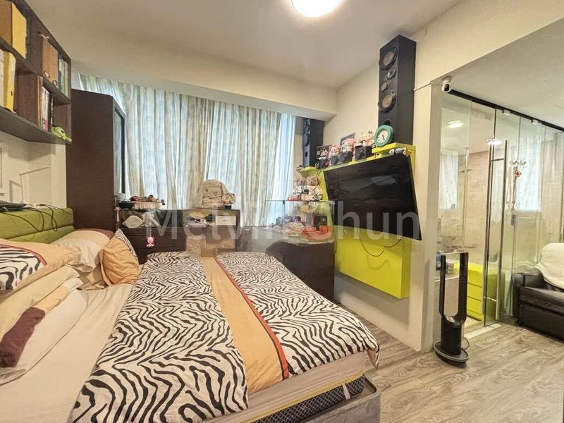 4 Bed Condo for Rent in  One Robin - Image 6