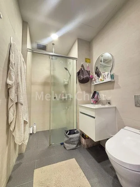 4 Bed Condo for Rent in  One Robin - Image 5