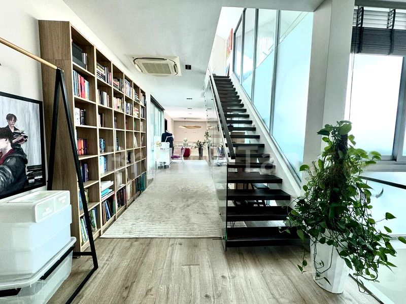 7 Bed Bungalow (Landed) for Sale around  Paradise Island - Image 7