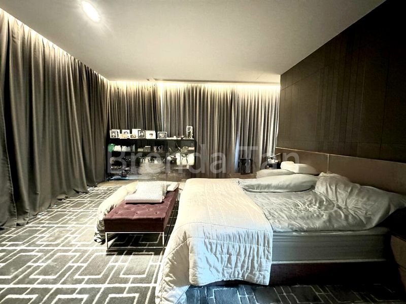 7 Bed Bungalow (Landed) for Sale around  Paradise Island - Image 9