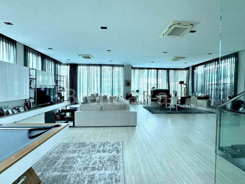 7 Bed Bungalow (Landed) for Sale around  Paradise Island - Image 2