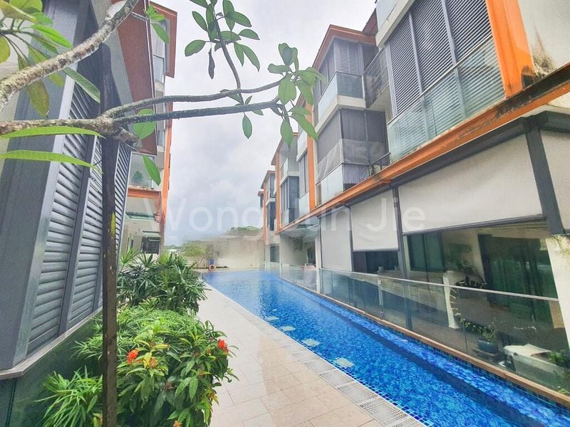 2 Bed Apartment (Condo) for Sale in  Floraview / Flora Vista - Image 1