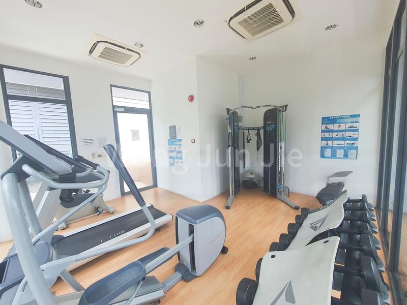 2 Bed Apartment (Condo) for Sale in  Floraview / Flora Vista - Image 15