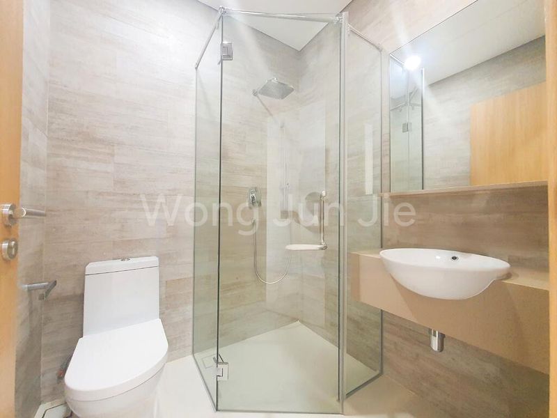 2 Bed Apartment (Condo) for Sale in  Floraview / Flora Vista - Image 14