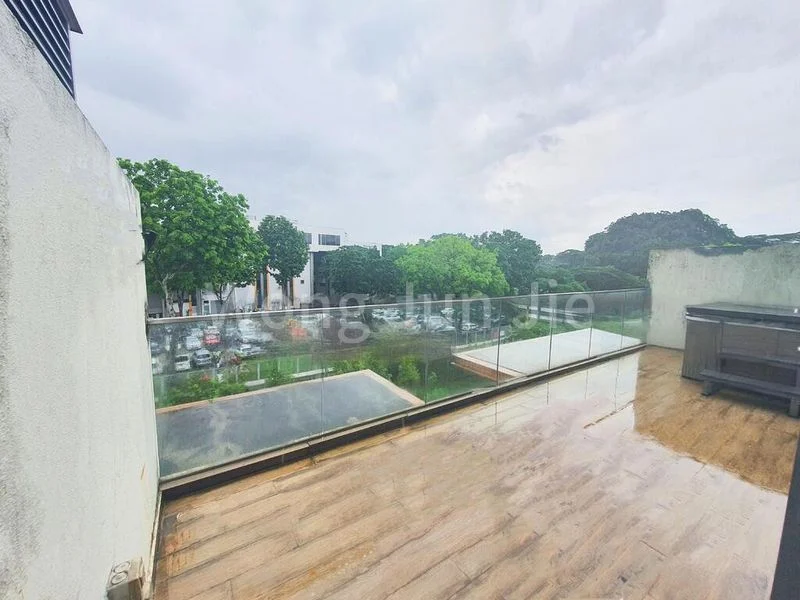 2 Bed Apartment (Condo) for Sale in  Floraview / Flora Vista - Image 13