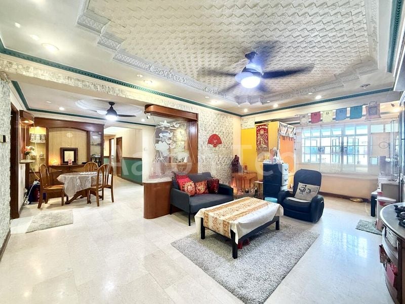 Executive HDB for Sale in  650 Woodlands Ring Road - Image 2