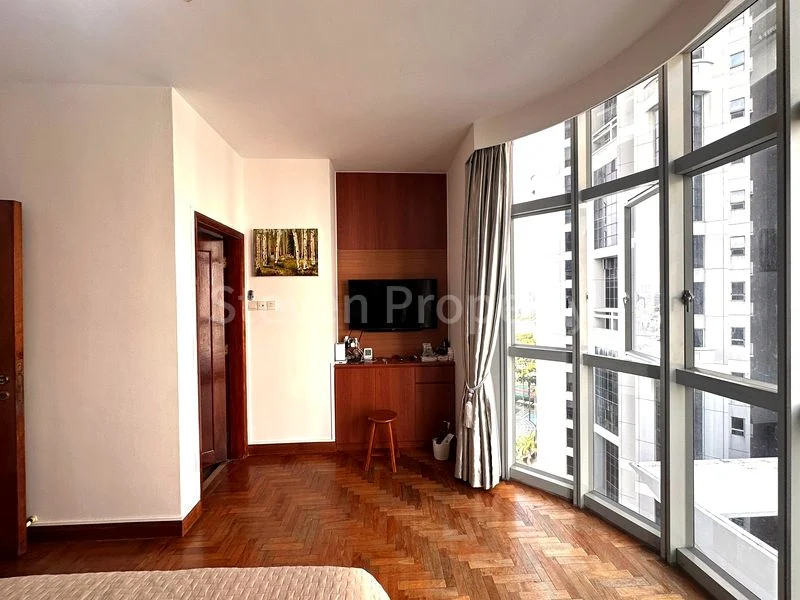 4 Bed Condo for Sale in  The Bayshore - Image 10