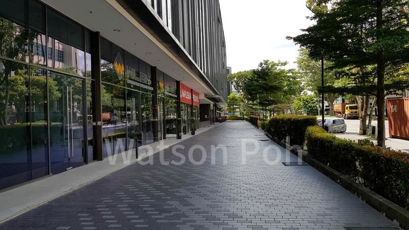 Light Industrial (B1) for Rent: 2,500 sq ft Unit, Warehouse & Shop Space, on Enterprise Street. - Image 8