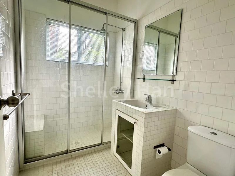 5 Bed Bungalow (Landed) for Rent in  Bin Tong Park - Image 8