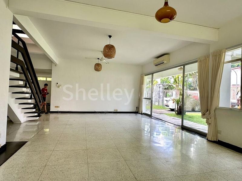 5 Bed Bungalow (Landed) for Rent in  Bin Tong Park - Image 2