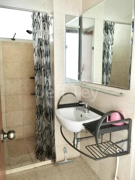 1 Bed Condo for Rent in  Compass Heights - Image 5